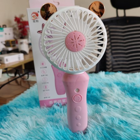 Cute rechargeable Mini Cooling fan portable spray fan water Mist spray cooler 6810-Pink